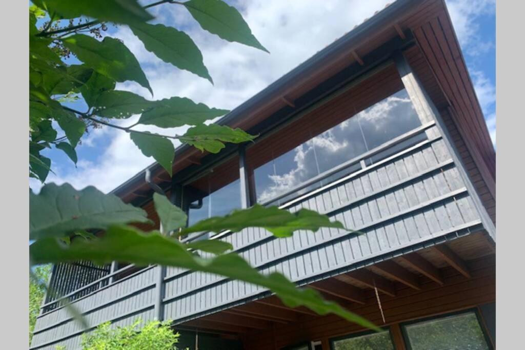 Luxus House With Sauna Nearby Airport Appartement Vantaa Buitenkant foto